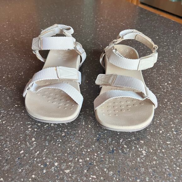 Vionic Candace Orthodic Sandals Beige Taupe Tan Nude Quick Dry Strappy Women 7.5 - Picture 7 of 8